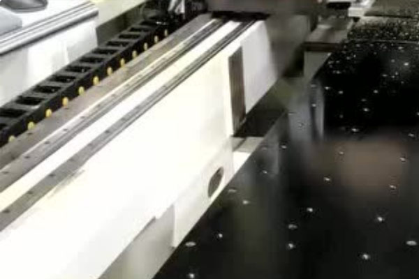 数控六面钻孔机 小板加工实拍